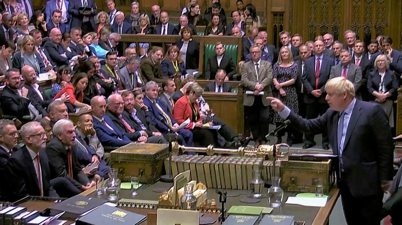 2019-09-27T203440Z_1_LYNXMPEF8Q1SB_RTROPTP_4_BRITAIN-EU-PARLIAMENT.JPG