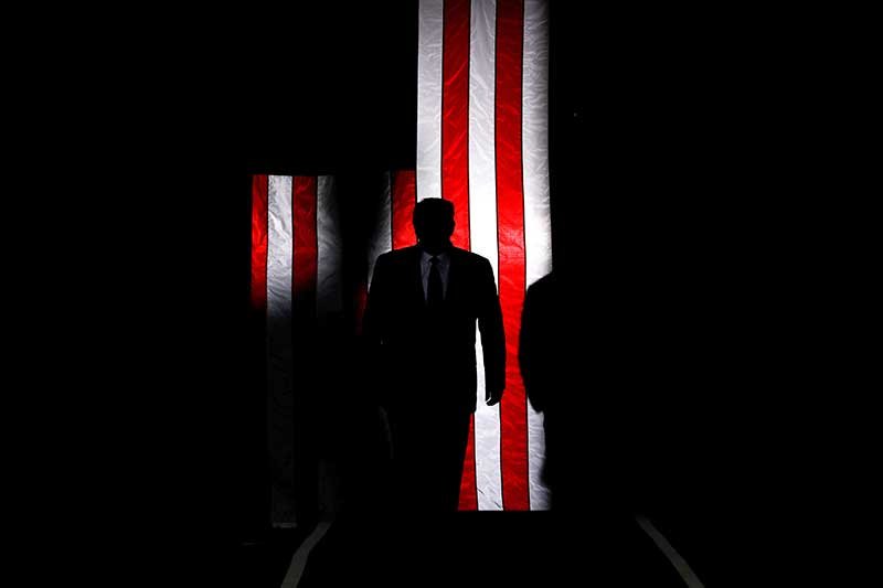 2019-09-29T225446Z_1_LYNXMPEF8S0VJ_RTROPTP_4_USA-TRUMP-WHISTLEBLOWER-LEGAL.JPG