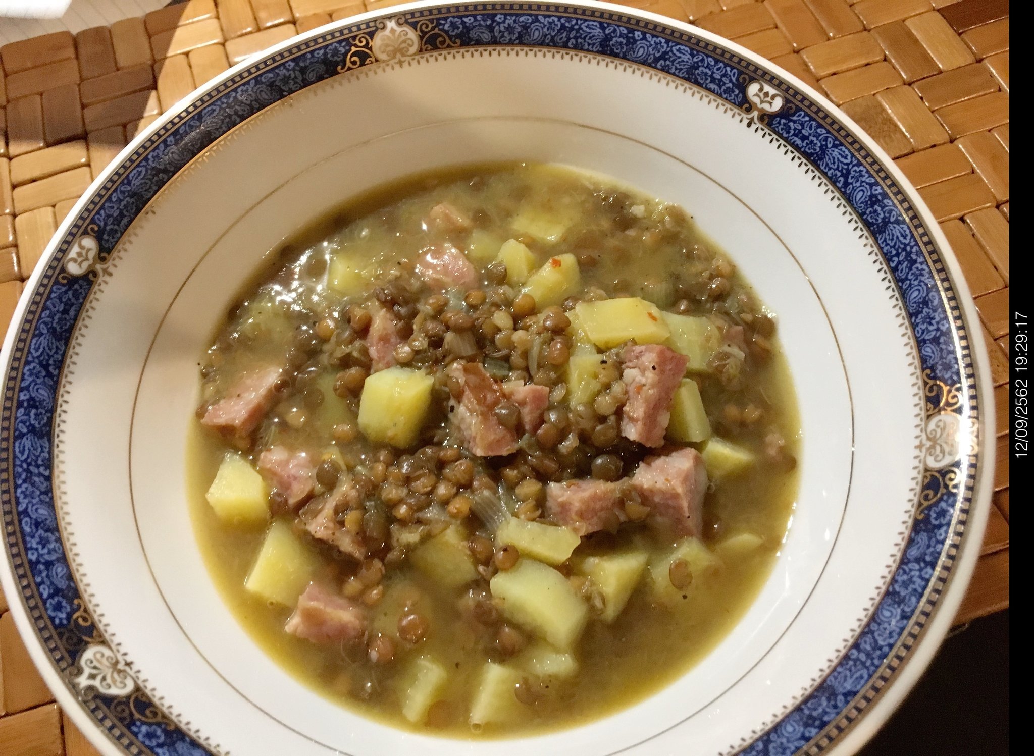Linsensuppe_finished.JPG