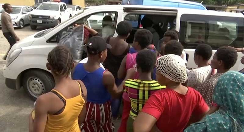 2019-10-01T010238Z_1_LYNXMPEF901R4_RTROPTP_4_NIGERIA-CAPTIVES-BABIES.JPG