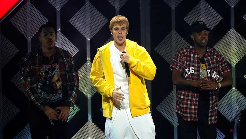 2019-10-01T032954Z_1_LYNXMPEF901V4_RTROPTP_4_MUSIC-JINGLEBALL.JPG