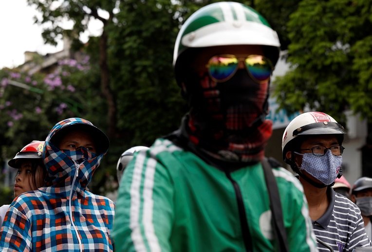 2019-10-01T085302Z_1_LYNXMPEF902BA_RTROPTP_4_VIETNAM-POLLUTION.JPG