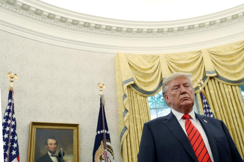 2019-10-02T051244Z_1_LYNXMPEF910BB_RTROPTP_3_USA-TRUMP-WHISTLEBLOWER-SUPERPAC.JPG