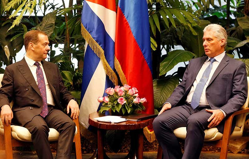 2019-10-03T221222Z_1_LYNXMPEF921UJ_RTROPTP_4_CUBA-RUSSIA-MEDVEDEV.JPG