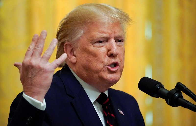 2019-10-04T213227Z_2_LYNXMPEF930AL_RTROPTP_4_USA-TRUMP-WHISTLEBLOWER.JPG