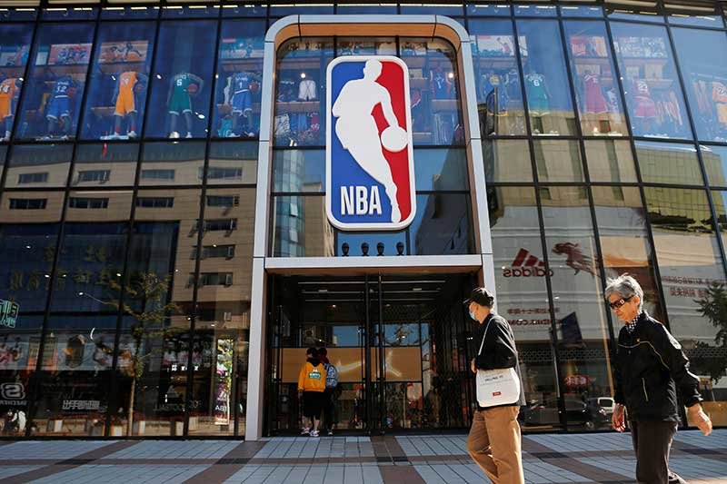 2019-10-09T002802Z_1_LYNXMPEF98009_RTROPTP_4_CHINA-BASKETBALL-NBA.JPG