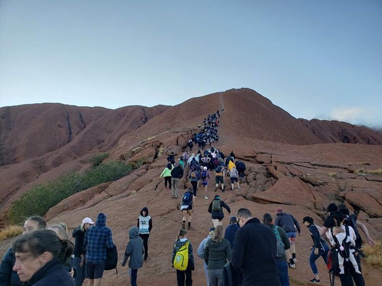 2019-10-09T092210Z_1_LYNXMPEF980OU_RTROPTP_3_AUSTRALIA-ULURU.JPG