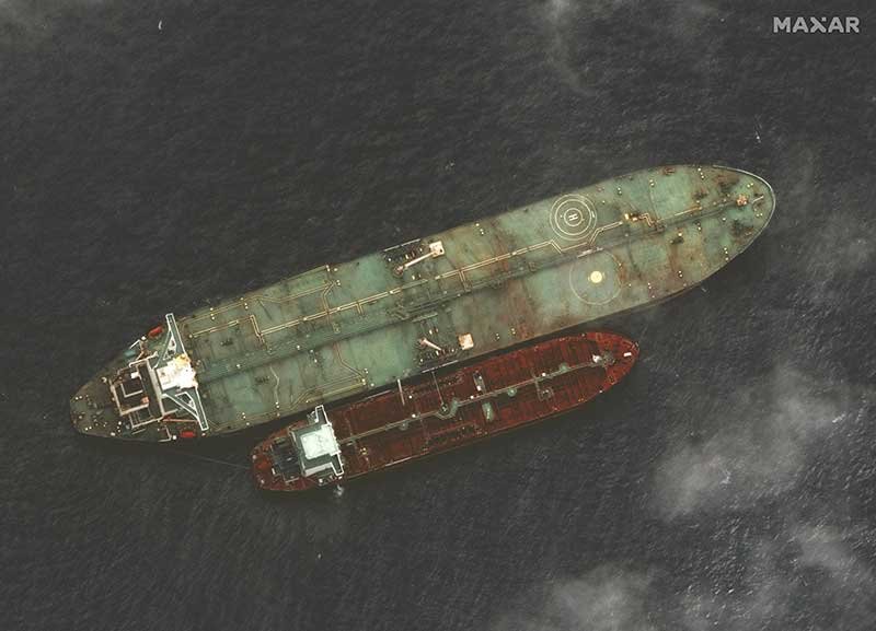 2019-10-09T233028Z_1_LYNXMPEF98268_RTROPTP_4_MIDEAST-IRAN-TANKER.JPG