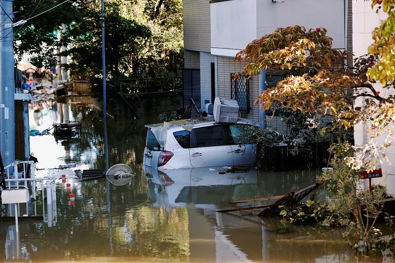 2019-10-12T233502Z_1_LYNXMPEF9B0OK_RTROPTP_4_ASIA-STORM-JAPAN.JPG