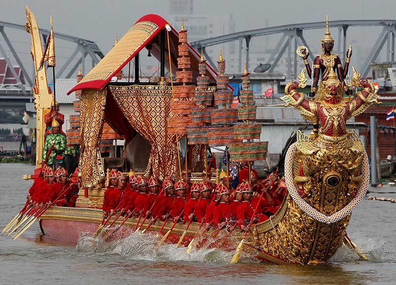 2019-10-17T123034Z_1_LYNXMPEF9G182_RTROPTP_4_THAILAND-KING-CORONATION.JPG