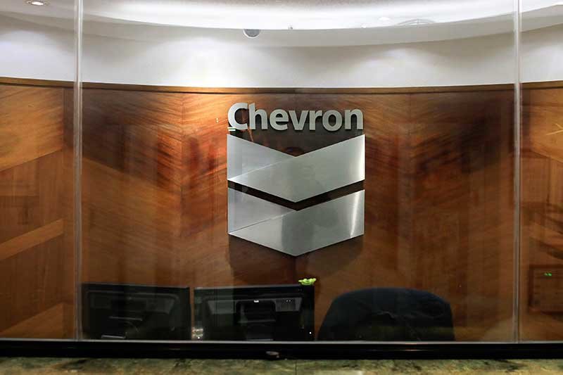 2019-10-21T214718Z_2_LYNXMPEF9K1OF_RTROPTP_4_VENEZUELA-OIL-CHEVRON.JPG