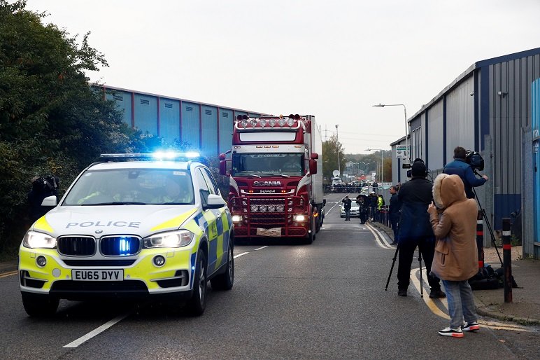 2019-10-24T071311Z_1_LYNXMPEF9N0EX_RTROPTP_4_BRITAIN-BODIES.JPG