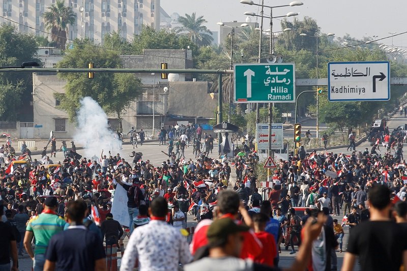 2019-10-25T210328Z_2_LYNXMPEF9O0H7_RTROPTP_4_IRAQ-PROTESTS.JPG