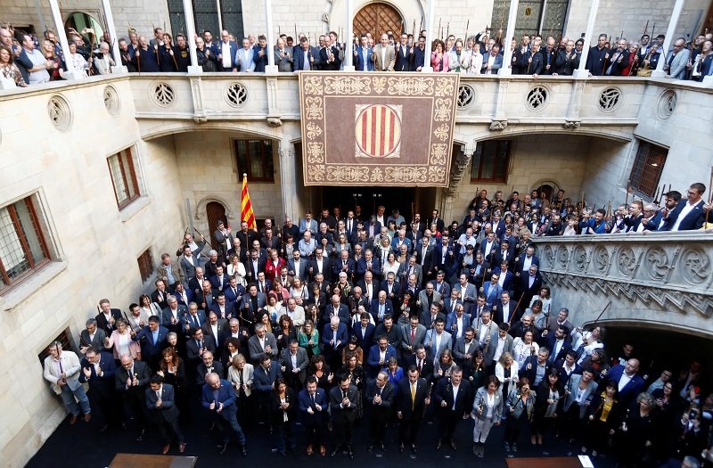2019-10-26T120937Z_1_LYNXMPEF9P0C5_RTROPTP_4_SPAIN-POLITICS-CATALONIA-TORRA.JPG