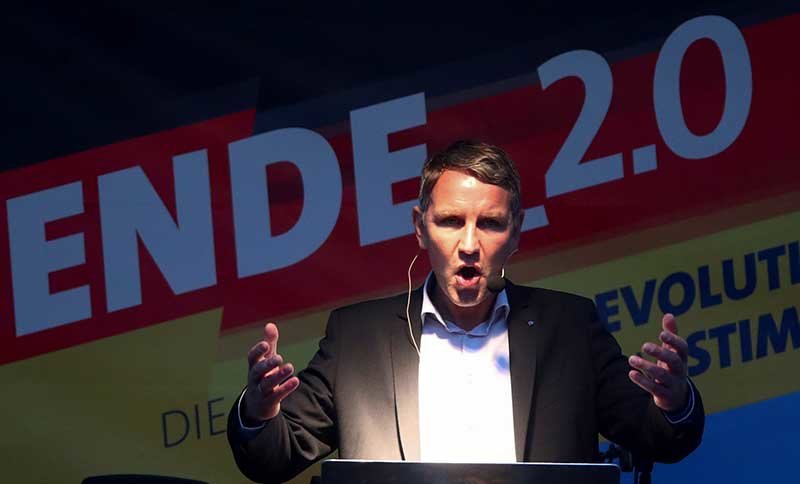 2019-10-26T220237Z_1_LYNXMPEF9P0OR_RTROPTP_4_GERMANY-ELECTIONS-THURINGIA.JPG