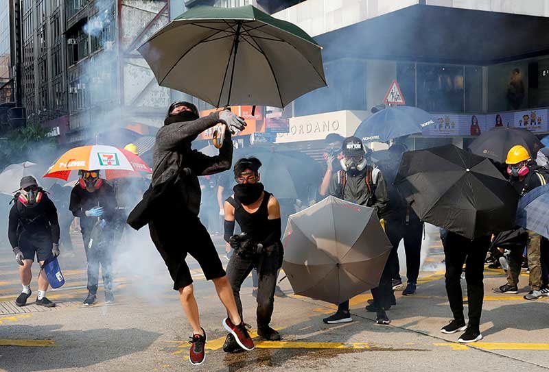 2019-10-28T034511Z_1_LYNXMPEF9R05L_RTROPTP_4_HONGKONG-PROTESTS.JPG