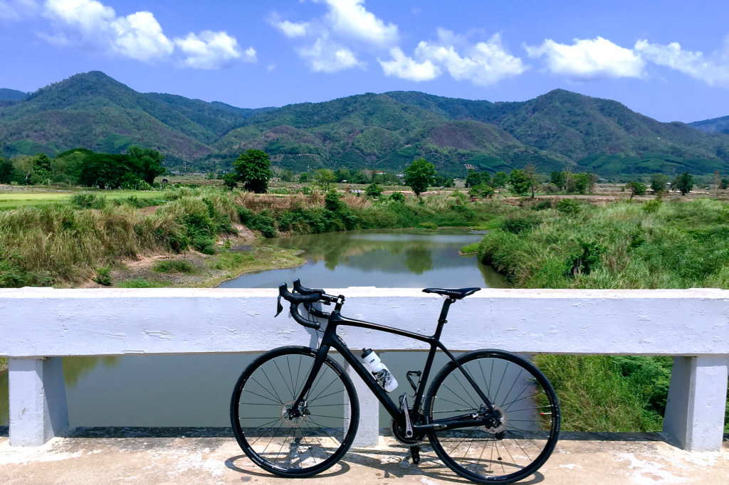 290532369_Bike-2.jpg.b3d4b7ebc6f79b47fb5cbd3d7c584a0b.jpg