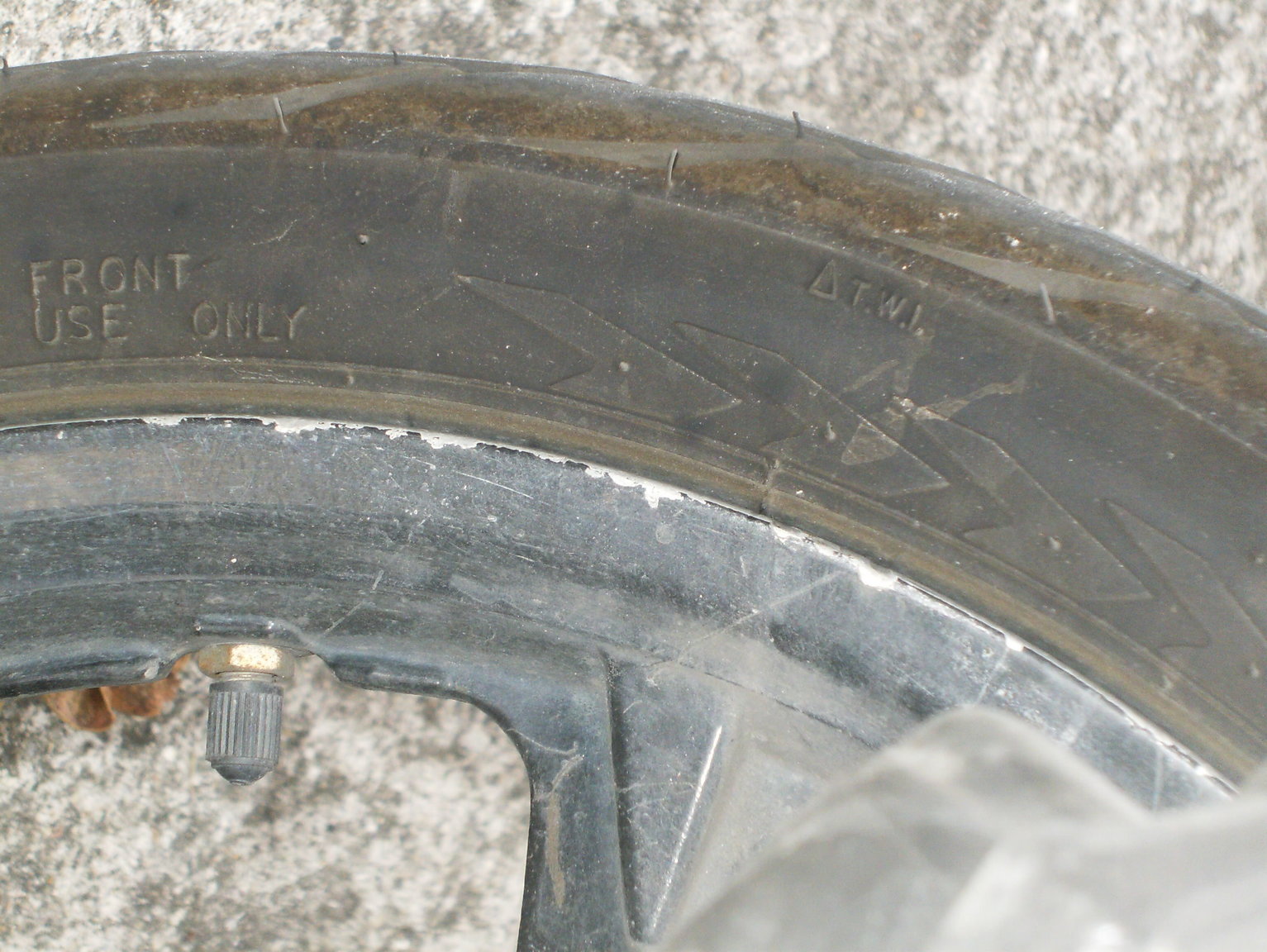 mercos parking 004.JPG