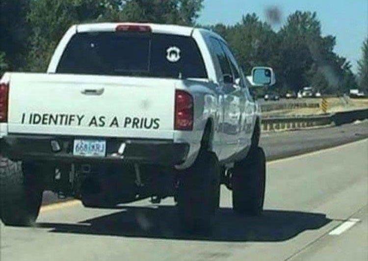 prius.jpg.ad2daa922664449d1c241172dd2e7416.jpg