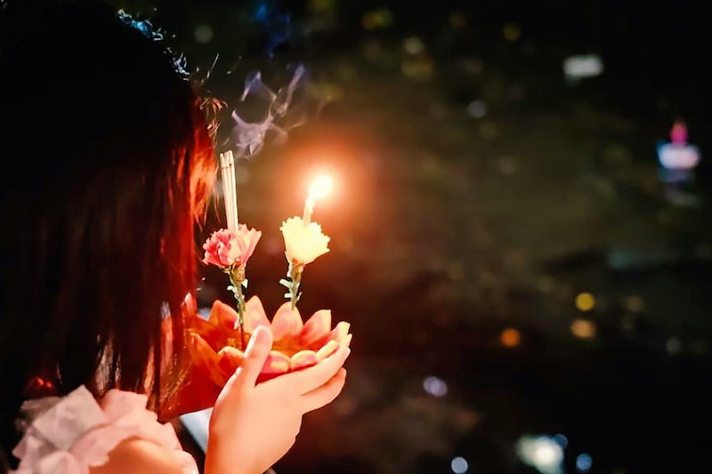 Loy kratong_2.jpg