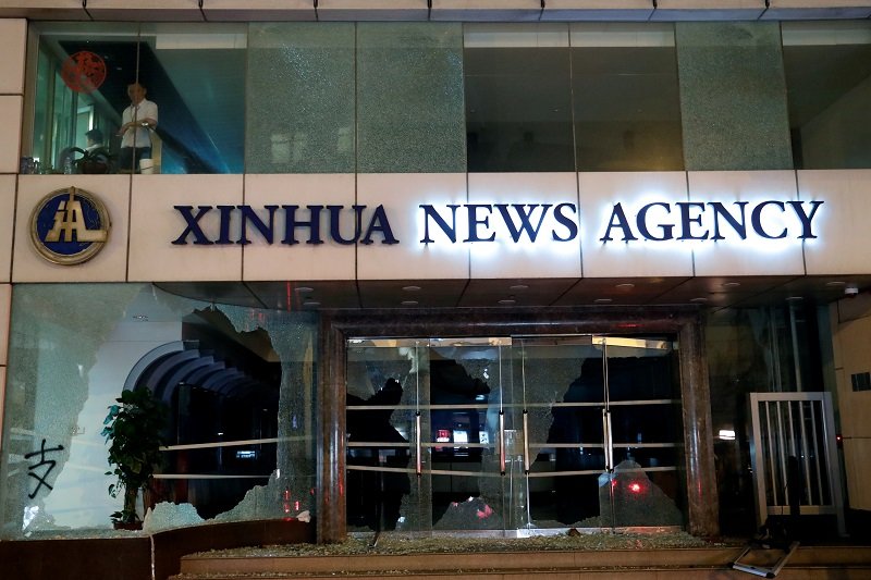 2019-11-02T150856Z_1_LYNXMPEFA10B4_RTROPTP_4_HONGKONG-PROTESTS.JPG
