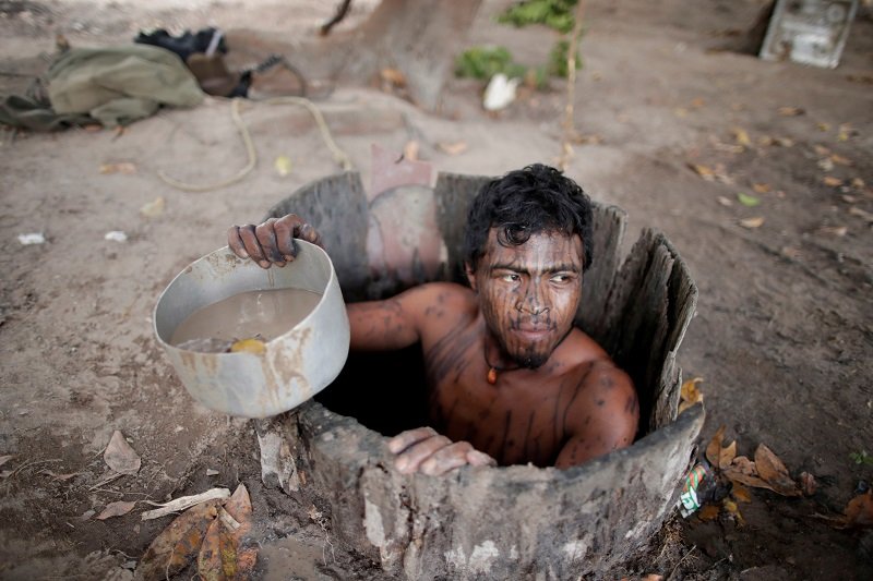 2019-11-02T173307Z_1_LYNXMPEFA10F8_RTROPTP_4_BRAZIL-INDIGENOUS.JPG