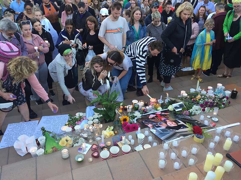 2019-11-04T033907Z_1_LYNXMPEFA304Z_RTROPTP_4_NEWZEALAND-BRITAIN-BACKPACKER-VIGIL.JPG