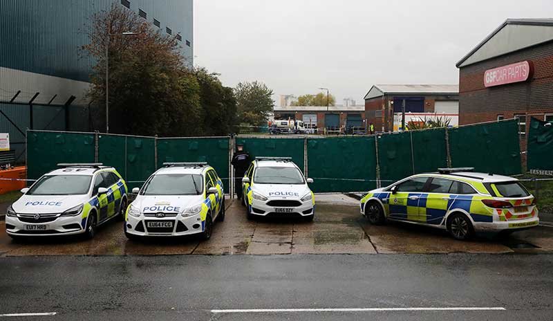 2019-11-04T074233Z_1_LYNXMPEFA30DY_RTROPTP_4_BRITAIN-BODIES.JPG