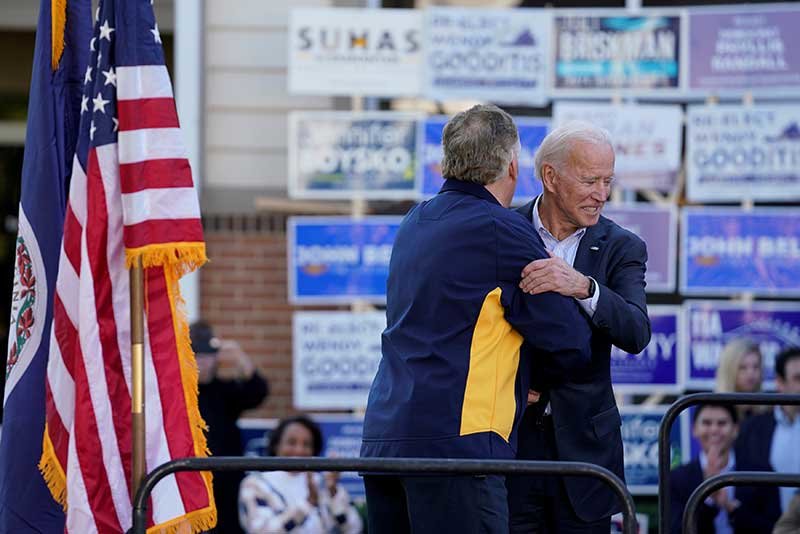 2019-11-07T030741Z_1_LYNXMPEFA607P_RTROPTP_4_USA-ELECTION-BIDEN.JPG