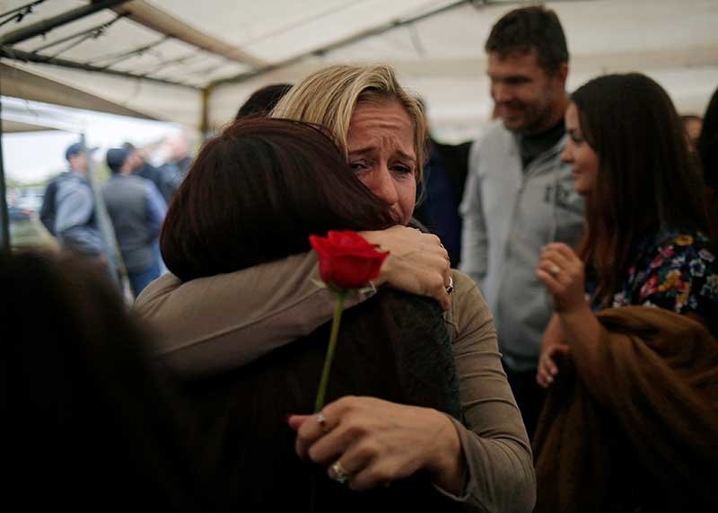 2019-11-10T212230Z_1_LYNXMPEFA90MN_RTROPTP_4_MEXICO-VIOLENCE-FUNERAL.JPG