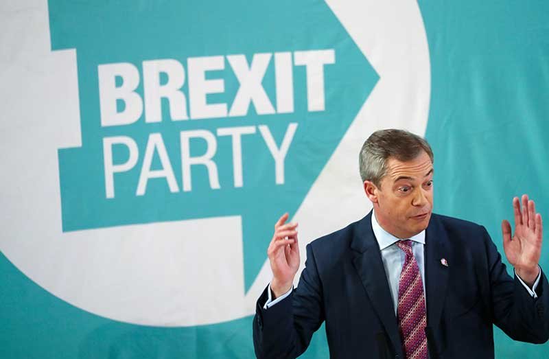 2019-11-11T173718Z_2_LYNXMPEFAA12K_RTROPTP_4_BRITAIN-ELECTION-FARAGE.JPG