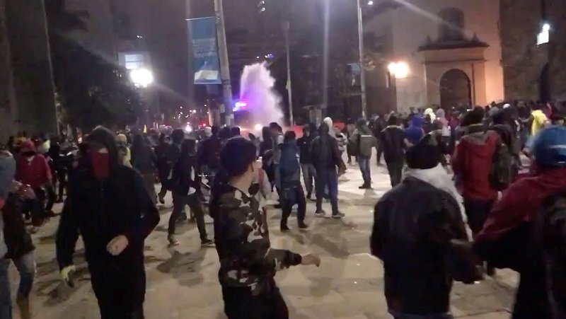 2019-11-23T225620Z_1_LYNXMPEFAM0S2_RTROPTP_4_COLOMBIA-STRIKE-UGC.JPG