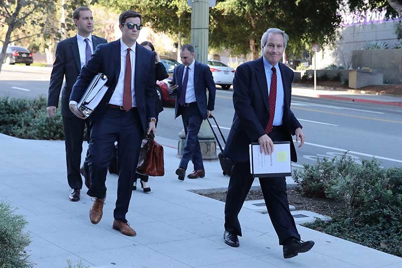 2019-11-27T015959Z_3_LYNXMPEFAP1ZI_RTROPTP_4_MUSK-LAWSUIT.JPG