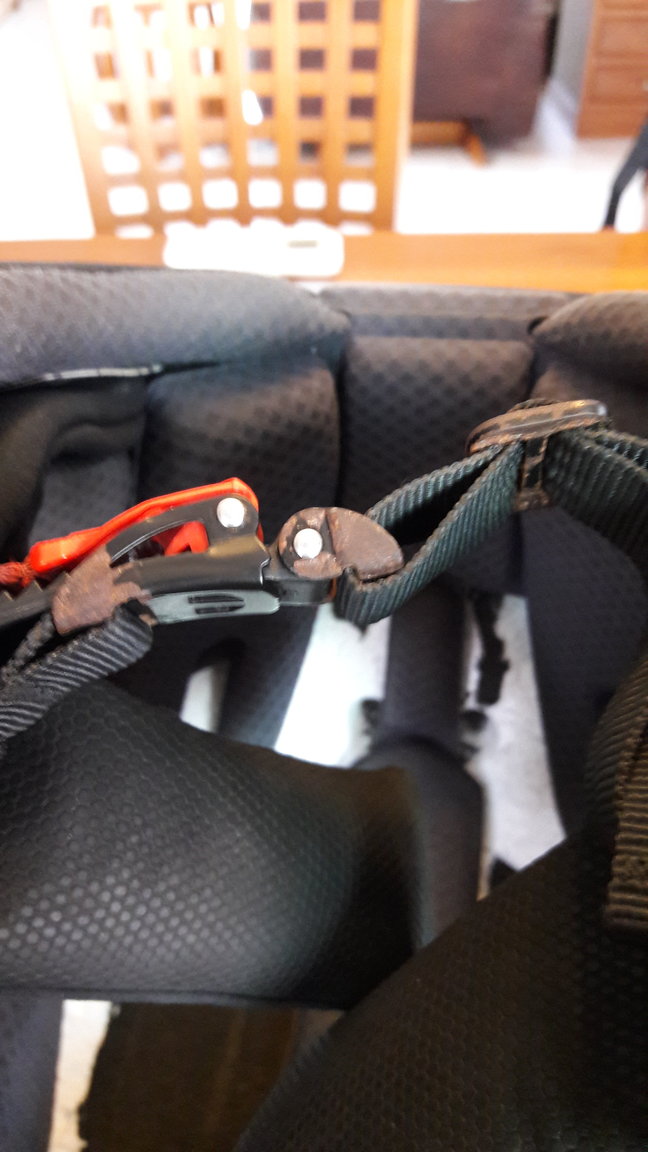 Schuberth-rust2.jpg