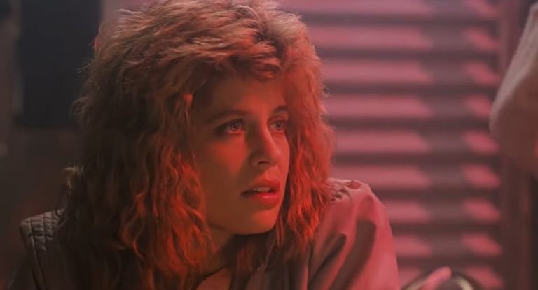 linda-hamilton-as-sarah-connor-in-the-terminator-1571392066.jpg