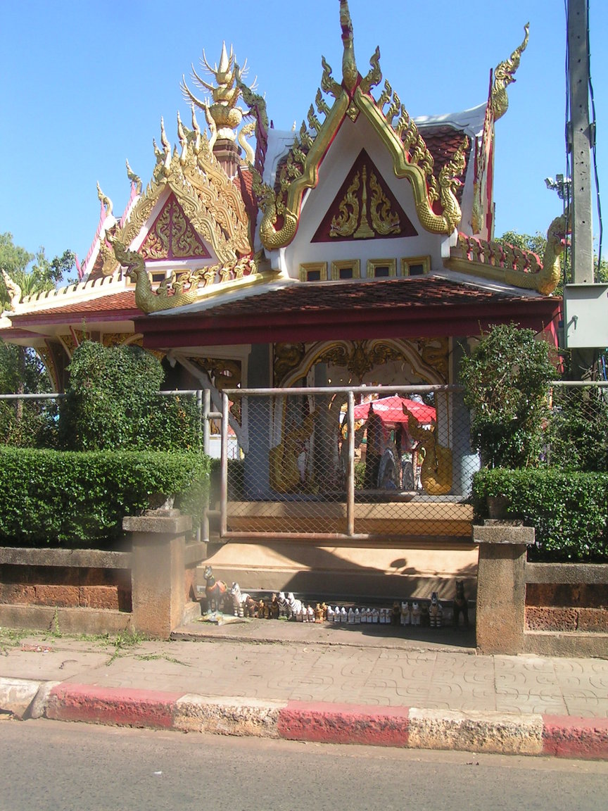 1049625514_buddha02.thumb.JPG.c3e937f07f09722c6650516b34f5fd2e.JPG