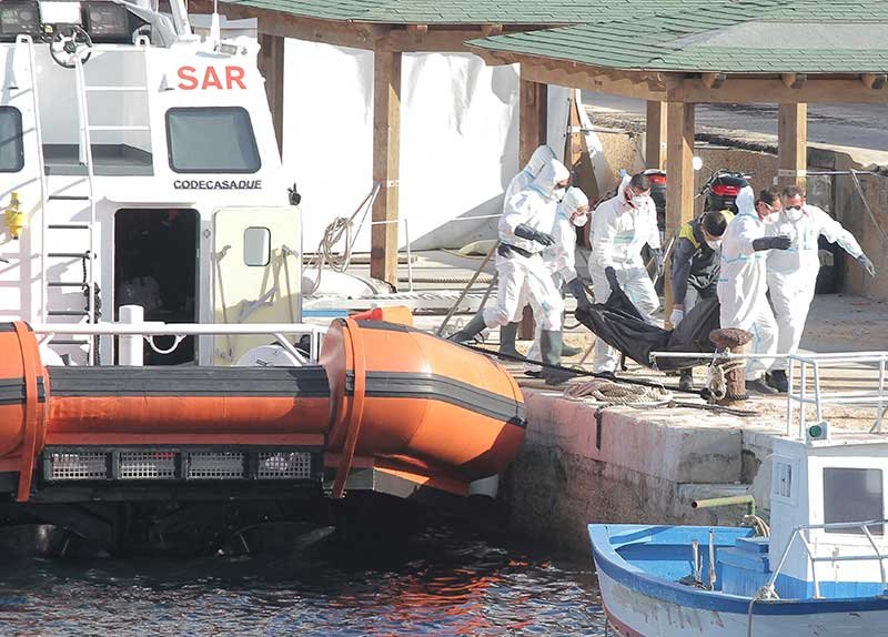 2019-12-02T010407Z_1_LYNXMPEFB101C_RTROPTP_4_EUROPE-MIGRANTS-CAPSIZE.JPG