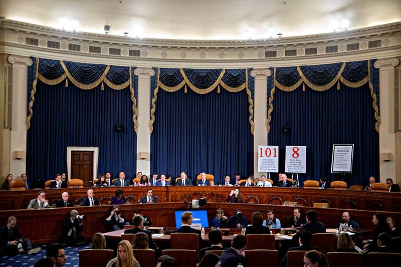 2019-12-02T174409Z_2_LYNXMPEFB10U0_RTROPTP_4_USA-TRUMP-IMPEACHMENT-POLL.JPG