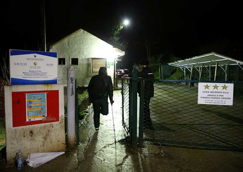 2019-12-10T222302Z_1_LYNXMPEFB91X1_RTROPTP_4_EUROPE-BOSNIA-MIGRANTS.JPG