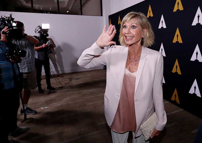 2019-12-10T232705Z_1_LYNXMPEFB9201_RTROPTP_4_AUCTION-OLIVIA-NEWTON-JOHN.JPG