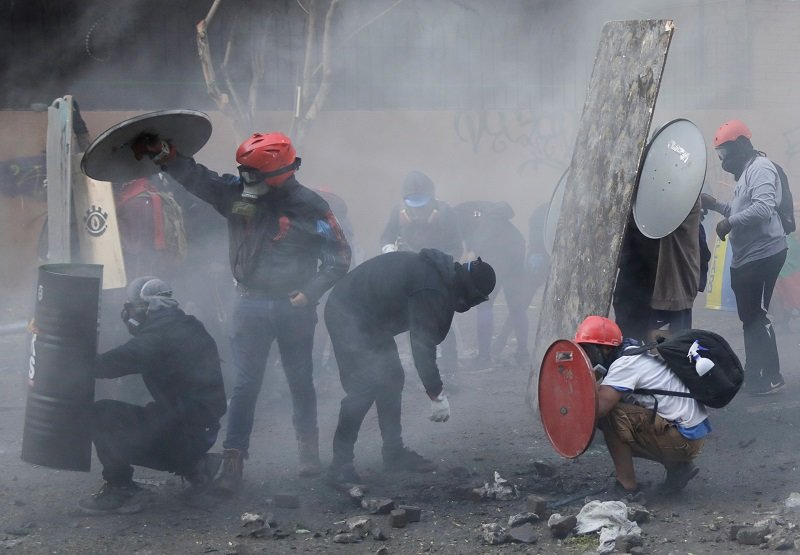 2019-12-14T021957Z_1_LYNXMPEFBD00W_RTROPTP_4_CHILE-PROTESTS.JPG
