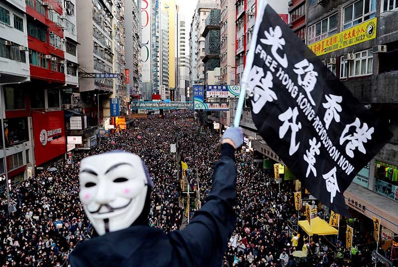 2019-12-16T012935Z_1_LYNXMPEFBF01F_RTROPTP_4_HONGKONG-PROTESTS-RADICAL.JPG