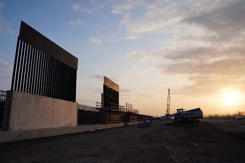 2019-12-17T205254Z_1_LYNXMPEFBG1QB_RTROPTP_4_USA-IMMIGRATION.JPG