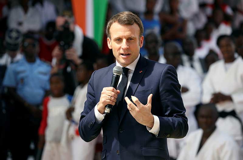 2019-12-22T122404Z_1_LYNXMPEFBL09J_RTROPTP_4_IVORYCOAST-FRANCE-MACRON-ABIDJAN.JPG