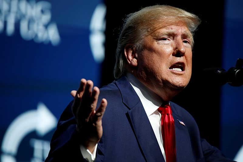 2019-12-24T032017Z_2_LYNXMPEFBN043_RTROPTP_4_USA-TRUMP-RELIGION.JPG