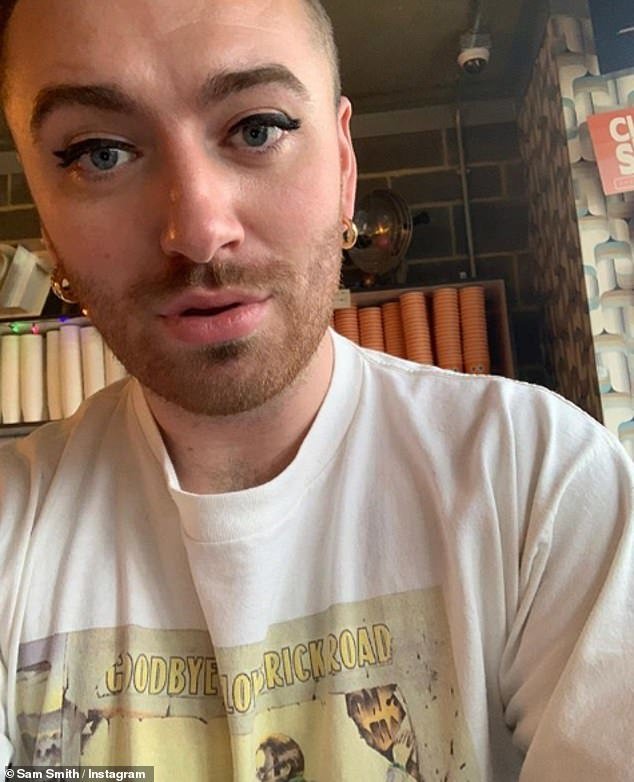 22388314-0-_Christmas_always_triggers_body_issues_with_me_Sam_Smith_shares_-m-7_1576656750195.jpg