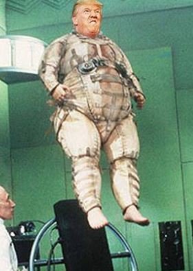 Trump-BaronHarkonnen-DavidLynch-movie.JPG.66981f10533767facf3f51478a8fbba1.JPG