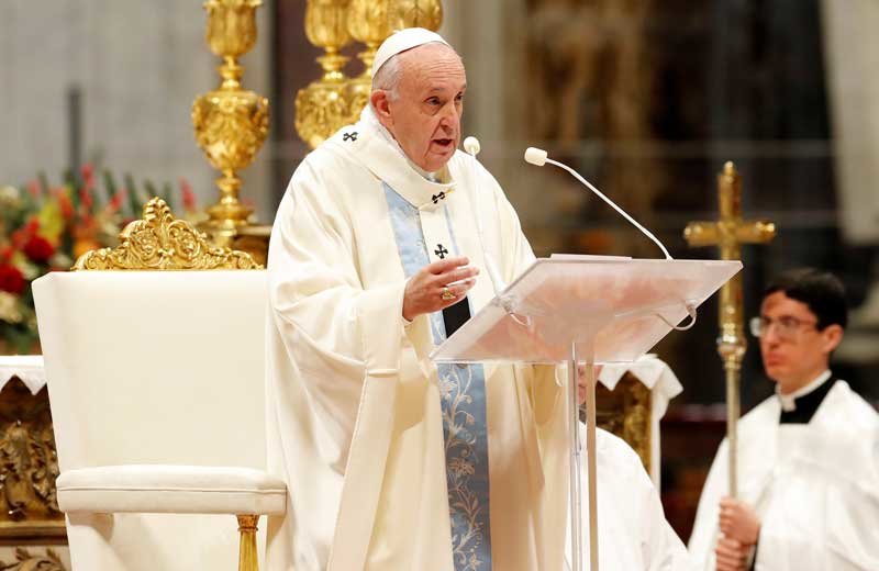 2020-01-01T101534Z_1_LYNXMPEG001DC_RTROPTP_4_POPE-PEACE.JPG