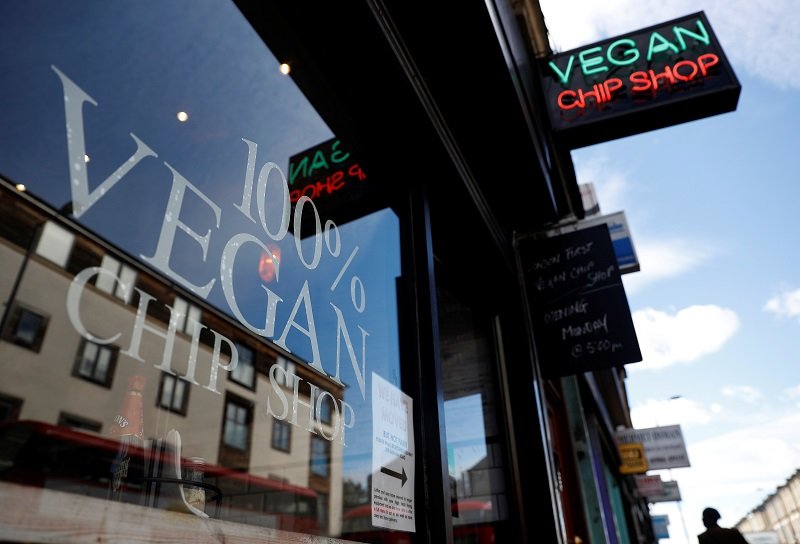 2020-01-03T144746Z_1_LYNXMPEG02169_RTROPTP_4_BRITAIN-VEGAN-FISH.JPG