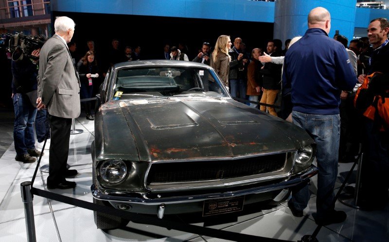 2020-01-10T220352Z_2_LYNXMPEG091MD_RTROPTP_3_LIFE-AUCTION-BULLITT.JPG